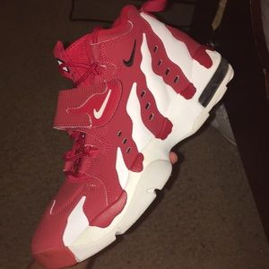 AIR DT MAX 96 VARSITY RED 10 US